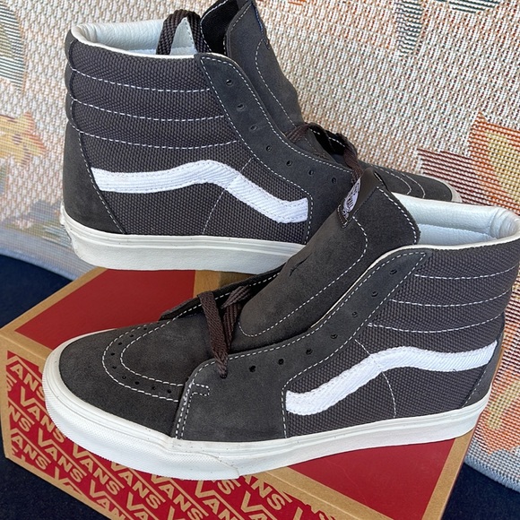 Vans Sk8-Hi
Textured Asphalt
VN0005U9107
WMNS sneakers - Picture 11 of 16